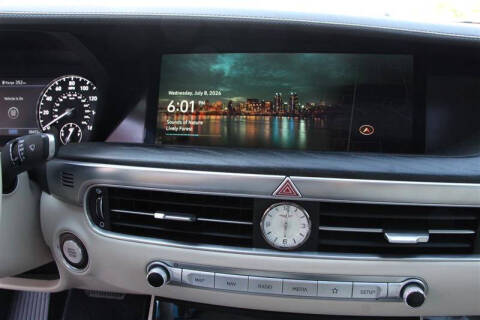 2021 Genesis G90