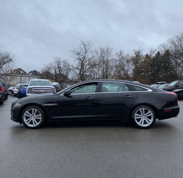 2016 Jaguar XJL for sale at MEDINA WHOLESALE LLC in Wadsworth OH