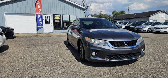 2015 Honda Accord for sale at URIEL's AUTOMOTIVE LLC in Middletown, OH