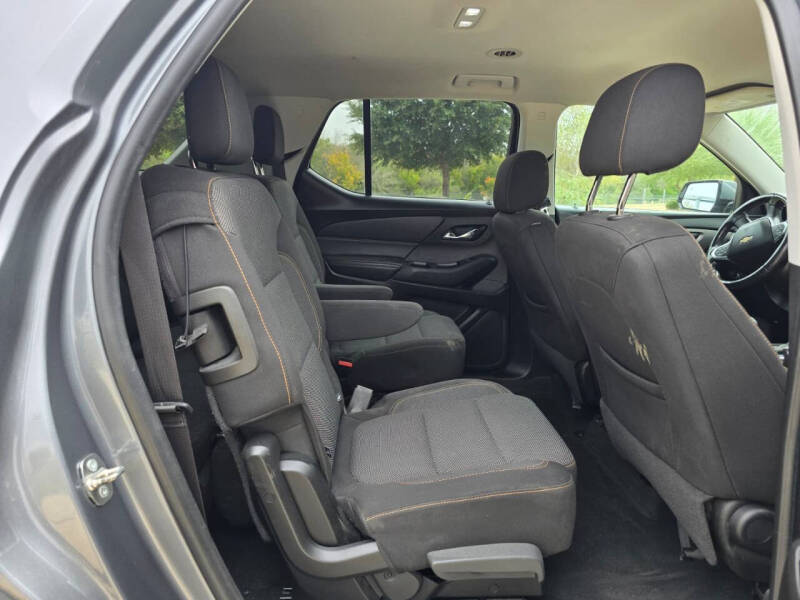 2018 Chevrolet Traverse LT Cloth