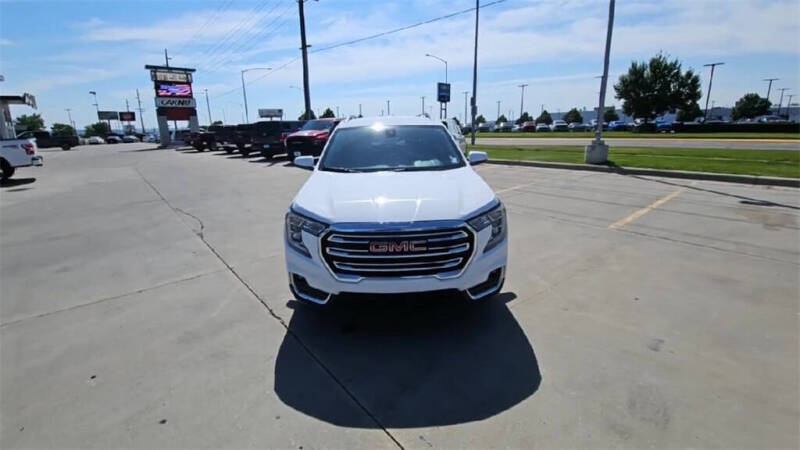 2023 GMC Terrain SLT