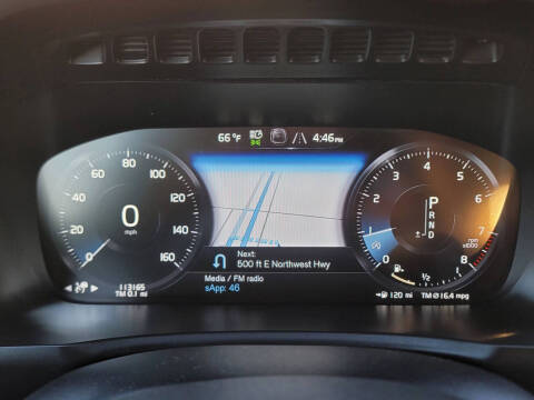 2018 Volvo XC90 T6 Momentum