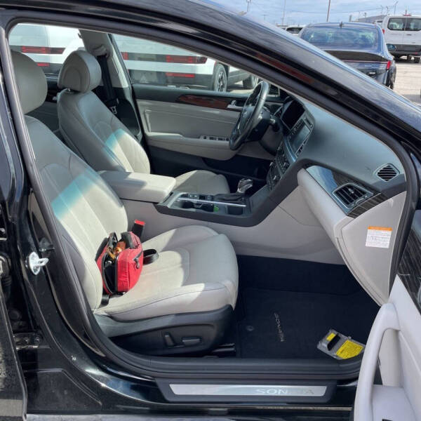 2017 Hyundai Sonata Hybrid