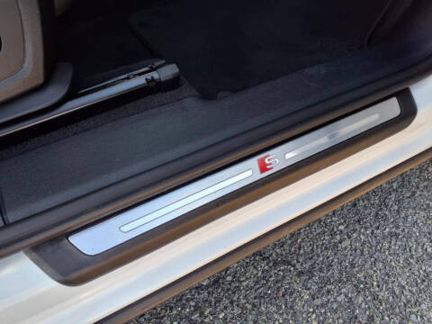 2023 Audi Q3 quattro S line Premium 45 TFSI