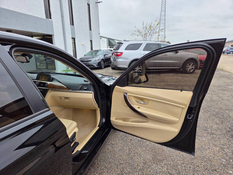 2014 BMW 3 Series 328i