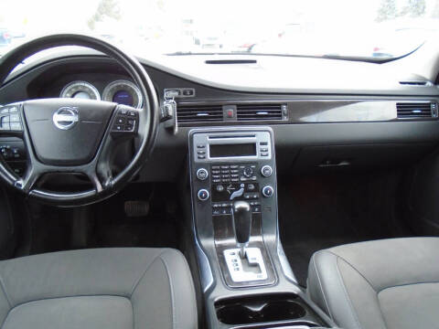 2011 Volvo XC70 3.2