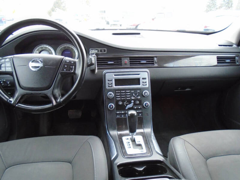 2011 Volvo XC70 3.2