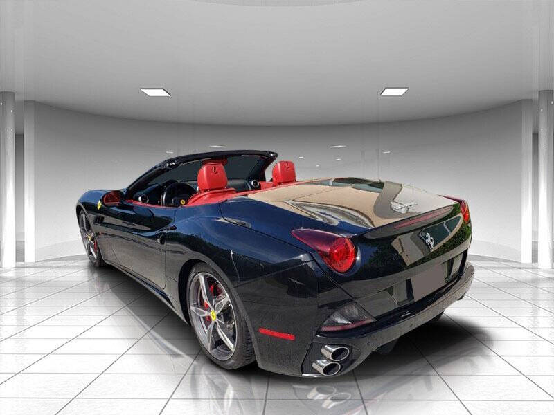 2014 Ferrari California 9