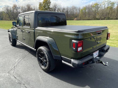 2023 Jeep Gladiator Sport