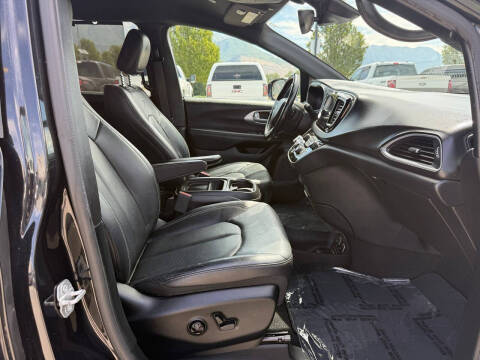 2018 Chrysler Pacifica Touring L