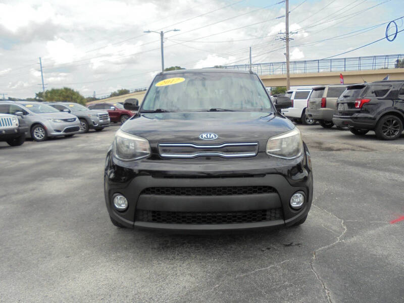2017 Kia Soul +