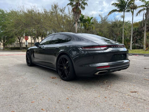 2021 Porsche Panamera