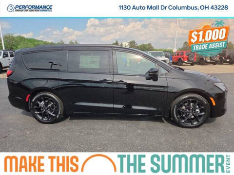 2027 Chrysler Pacifica Limited