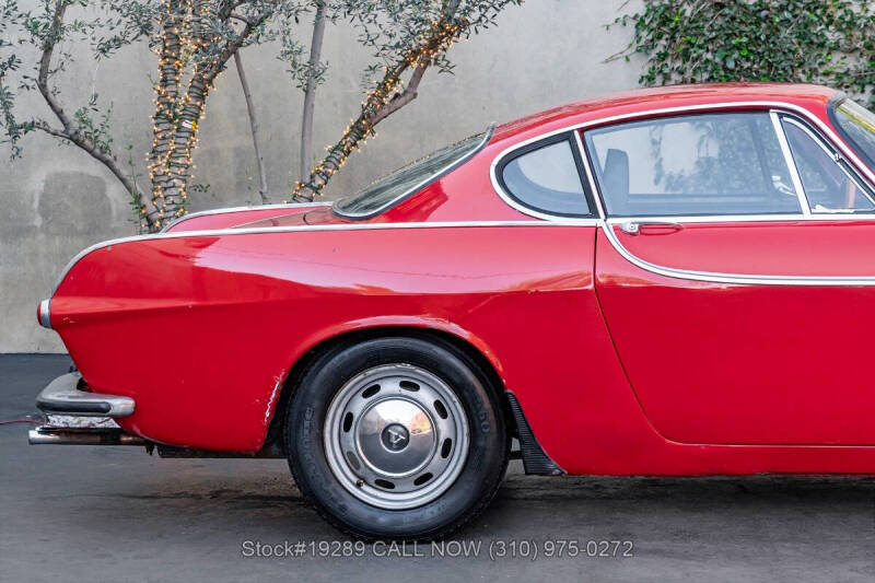 1966 Volvo P1800