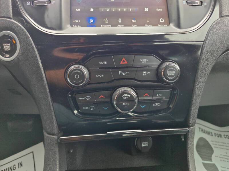 2023 Chrysler 300 S V6