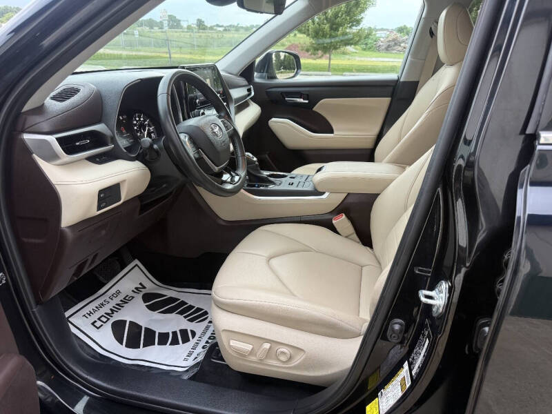 2021 Toyota Highlander XLE