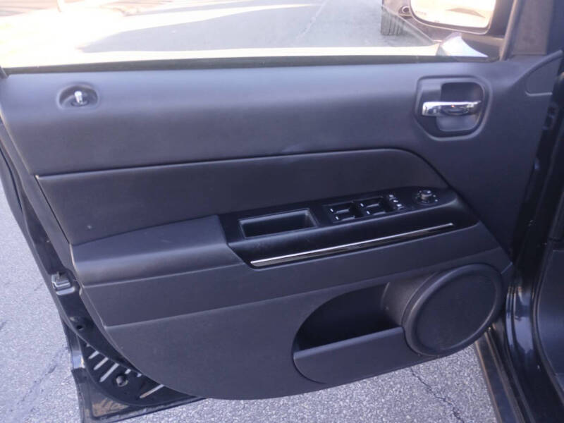 2011 Jeep Compass 70th Anniversary