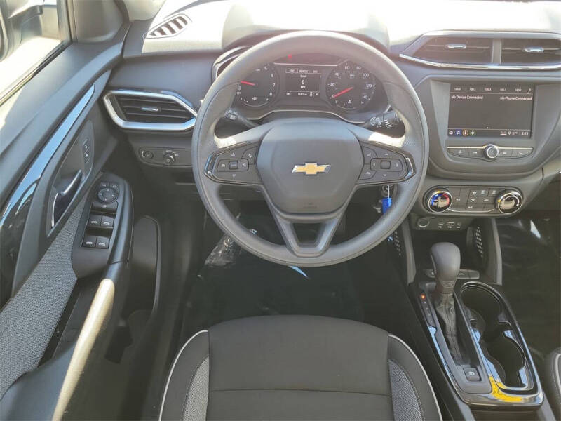 2023 Chevrolet TrailBlazer LS