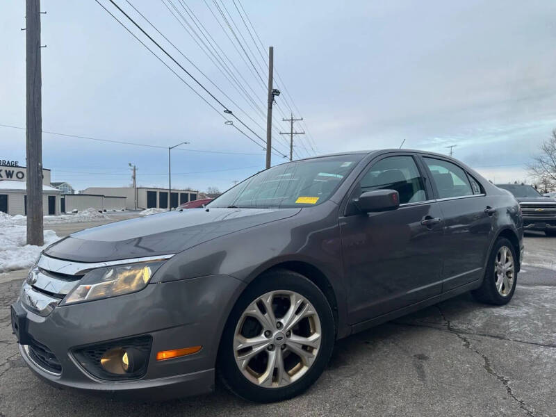 2012 Ford Fusion SE's photo