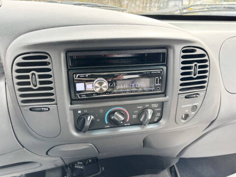 2004 Ford F-150 Heritage XLT