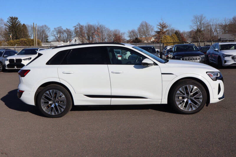 2024 Audi Q8 e-tron quattro Premium Plus