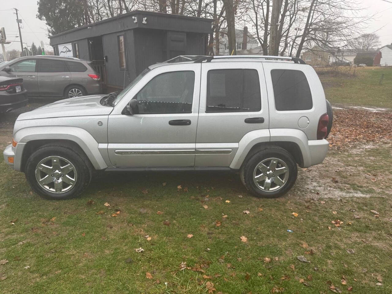 2005 Jeep Liberty for sale at MJ AUTO SALES LLC in Newark, OH