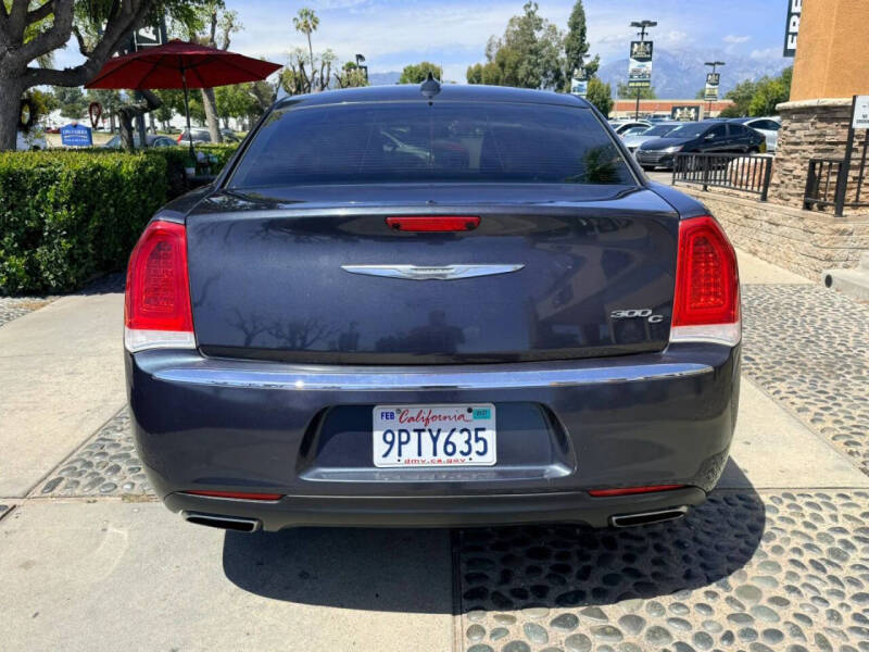 2016 Chrysler 300 C