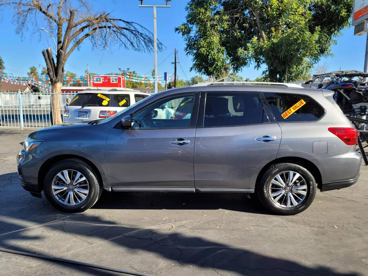 2019 Nissan Pathfinder for sale at Victory Motors Inc in Modesto, CA