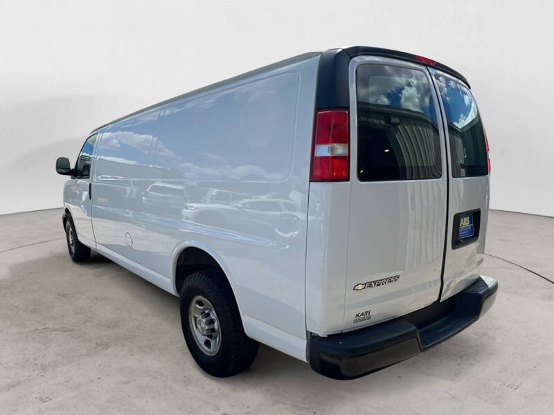 2018 Chevrolet Express 2500