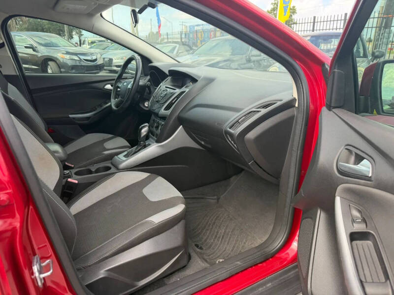 2012 Ford Focus SE