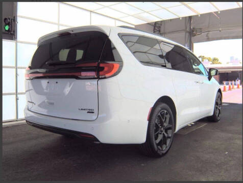 2025 Chrysler Pacifica Limited