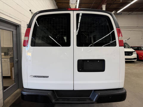 2012 Chevrolet Express 2500