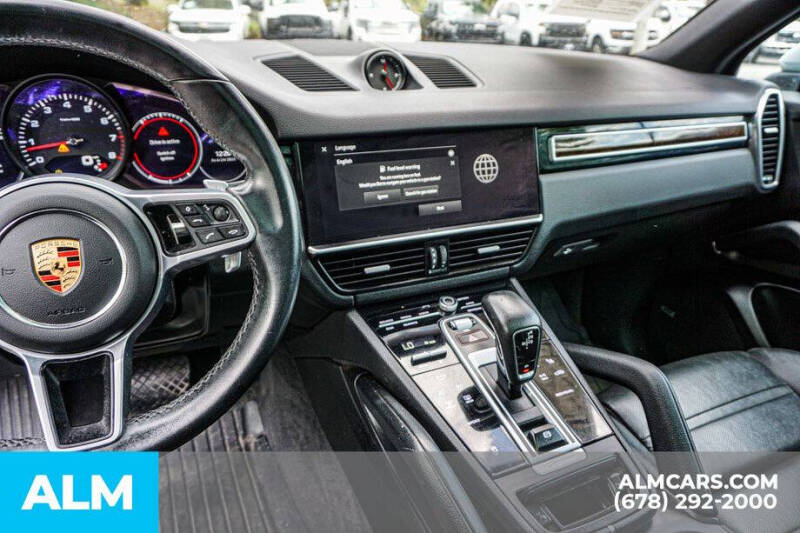 2022 Porsche Cayenne Platinum Edition