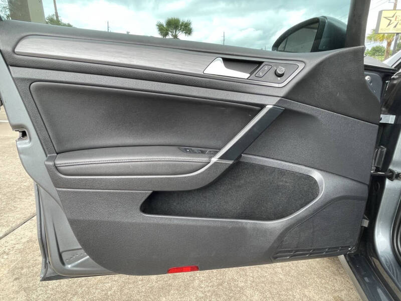 2020 Volkswagen Golf TSI