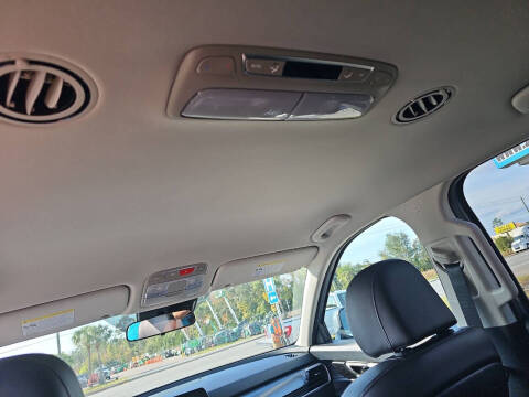 2023 Kia Telluride LX