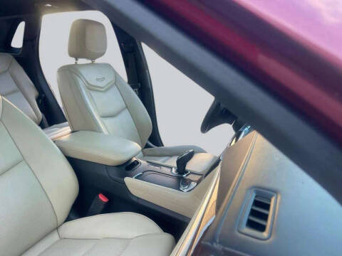 2017 Cadillac XT5 Premium Luxury