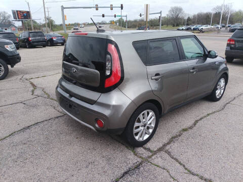 2019 Kia Soul +