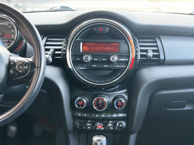 2016 MINI Hardtop 4 Door Cooper