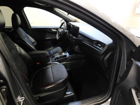 2023 Ford Escape ST-Line Select