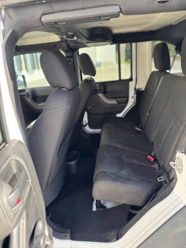 2017 Jeep Wrangler Unlimited Sport S