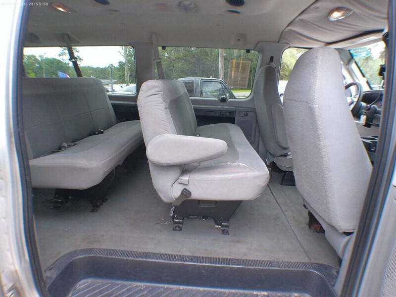 2007 Ford E-Series E-350 SD XLT