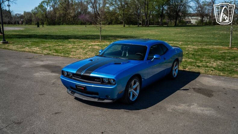 2010 Dodge Challenger SRT8