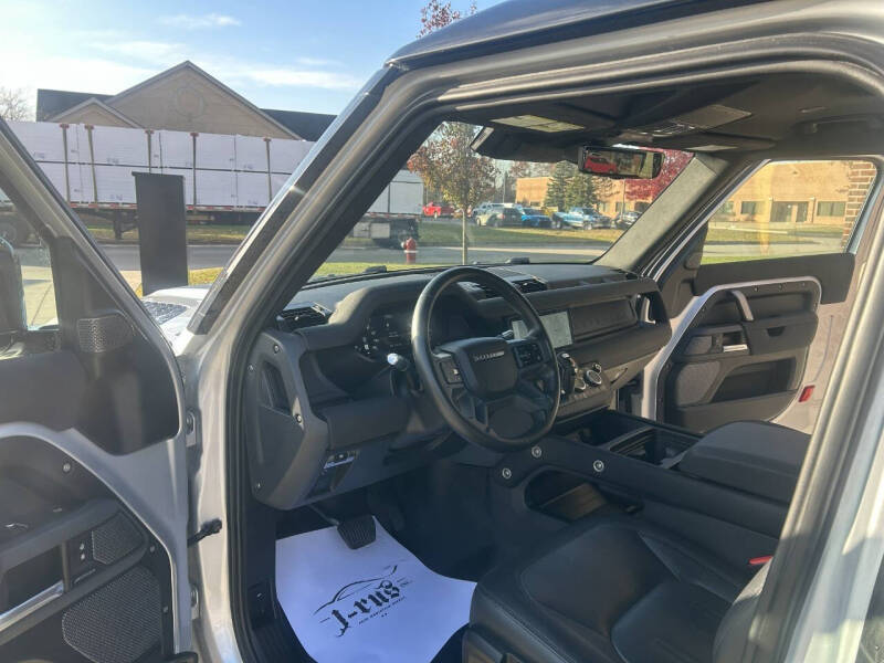 2022 Land Rover Defender 90 X-Dynamic S