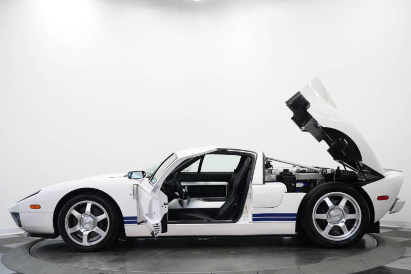 2005 Ford GT