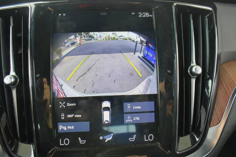 2020 Volvo V60 T5 Momentum