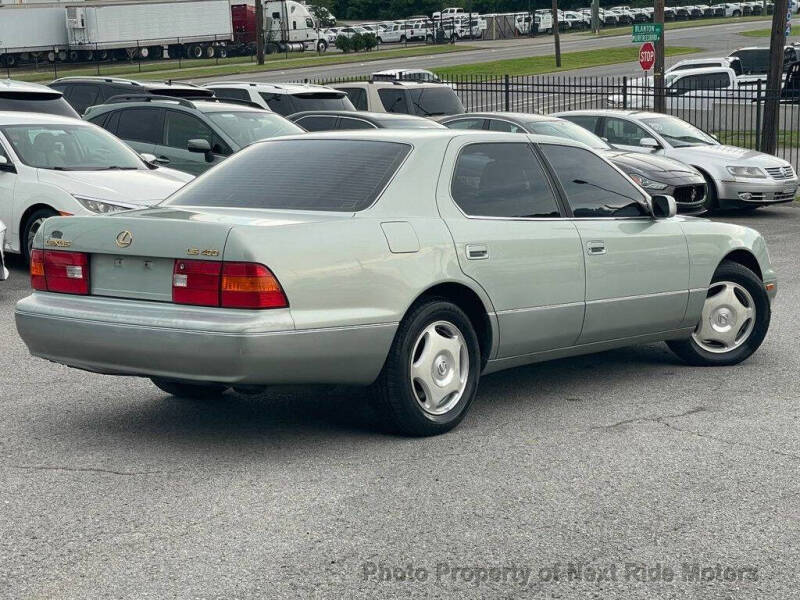 1998 Lexus LS 400