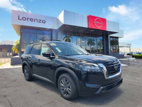 2025 Nissan Pathfinder SV