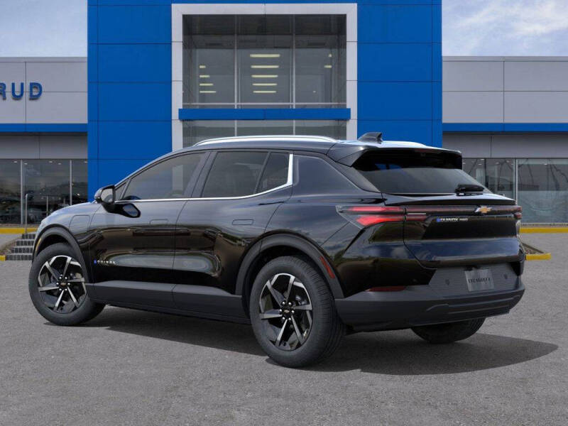 2026 Chevrolet Equinox EV LT 2