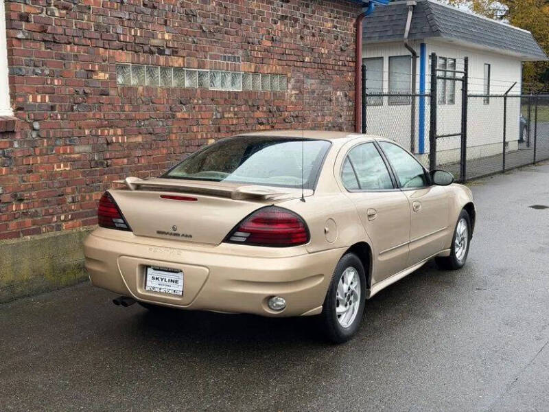 2004 Pontiac Grand Am SE1
