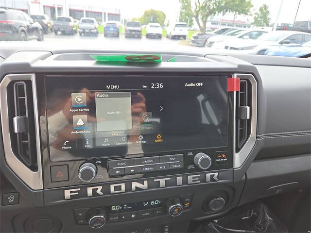 2025 Nissan Frontier SV